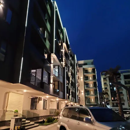 Appartement Zen Garden De Lux Nou Pe Malul Marii Constanţa